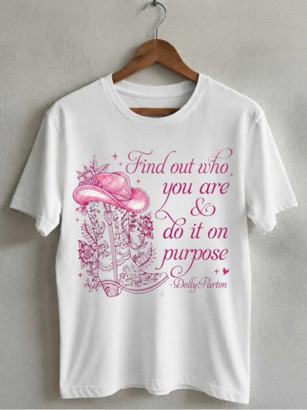 Gildan Shirt Dolly Parton White Tee with Pink Graphic